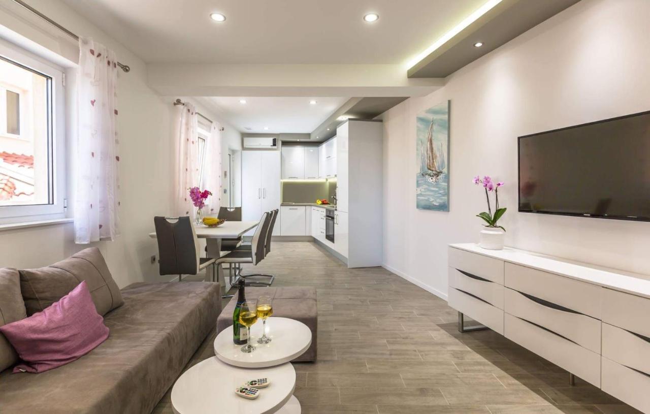 Apartman Dva Makarská Exteriér fotografie