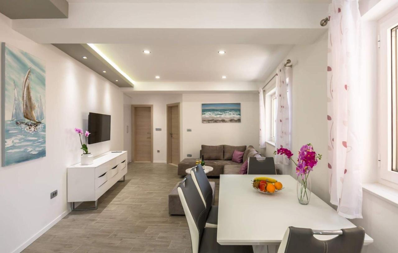 Apartman Dva Makarská Exteriér fotografie